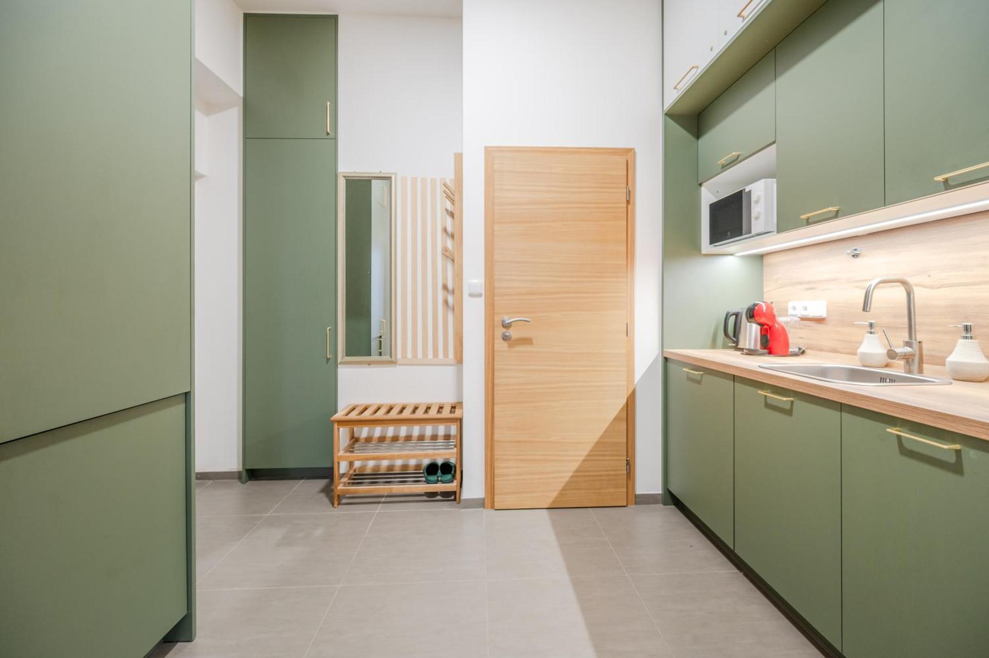 Seifertova Apartments By Willstay ปราก ภายนอก รูปภาพ